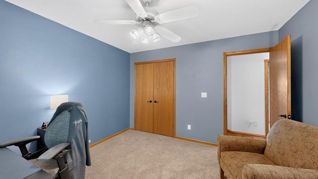 1419 Glendale Hills Drive NE, Rochester, MN 55906