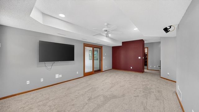 1419 Glendale Hills Drive NE, Rochester, MN 55906