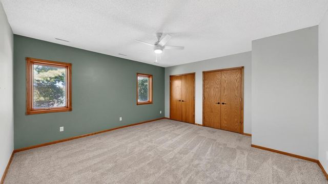 1419 Glendale Hills Drive NE, Rochester, MN 55906
