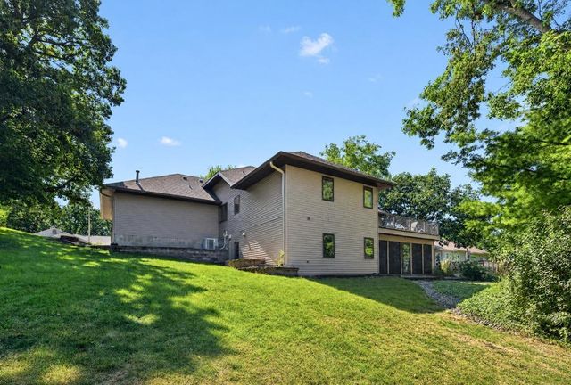 1419 Glendale Hills Drive NE, Rochester, MN 55906
