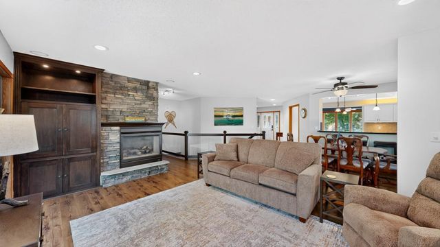 1419 Glendale Hills Drive NE, Rochester, MN 55906