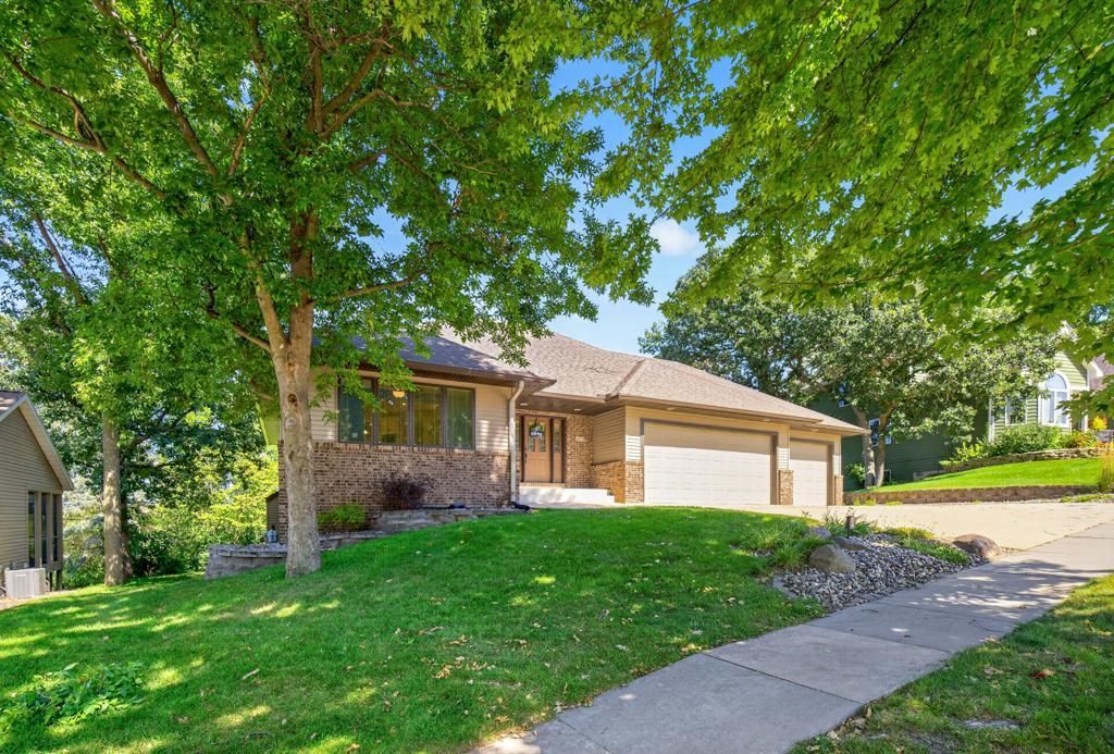 1419 Glendale Hills Drive NE, Rochester, MN 55906