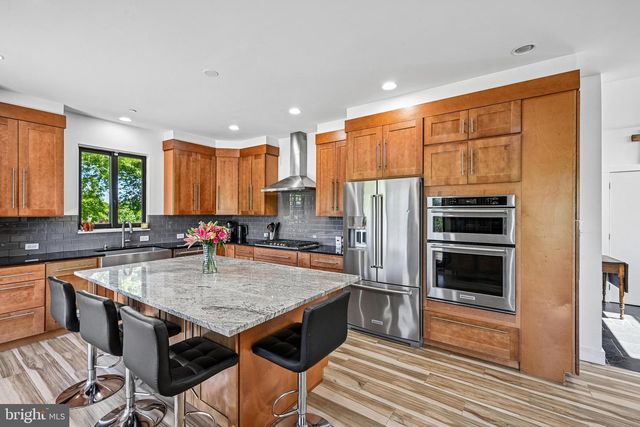 11 S FORK LANDING RD, Cinnaminson, NJ 08077