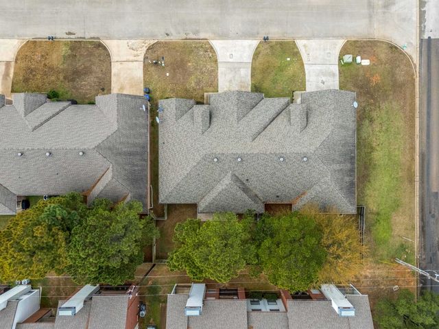 2202 Woodgrove Ln, Longview, TX 75605