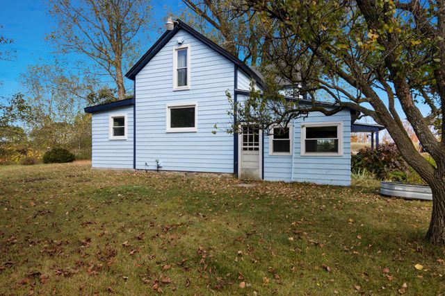 10562 Summit City Road, Paradise Twp, MI 49649