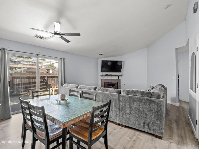 1035 1035 Olive Court, Hanford, CA 93230