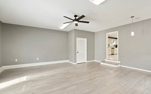 407 Ranch Rd, Portland, TN 37148