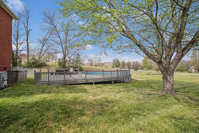 407 Ranch Rd, Portland, TN 37148