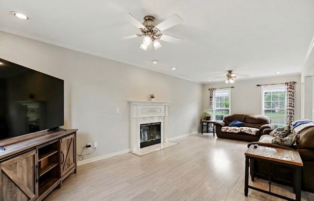 407 Ranch Rd, Portland, TN 37148