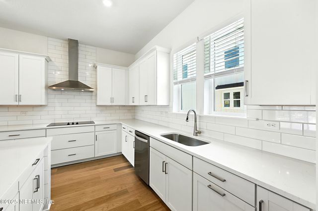 1010 2ND Avenue N, Jacksonville Beach, FL 32250