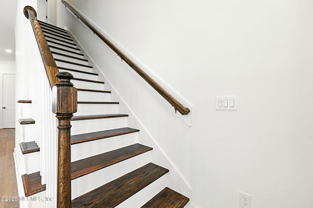 1010 2ND Avenue N, Jacksonville Beach, FL 32250