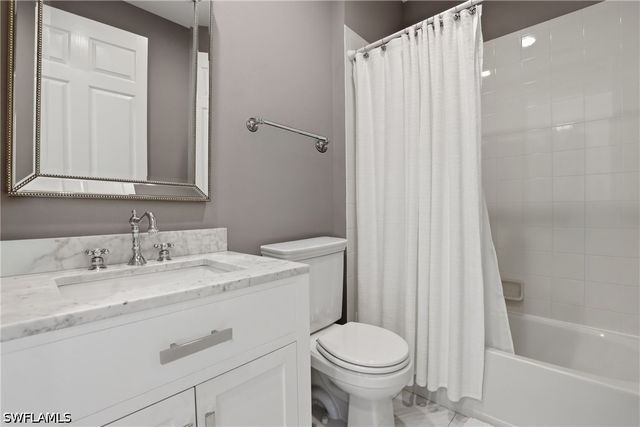 14811 Sterling Oaks DR, Naples, FL 34110