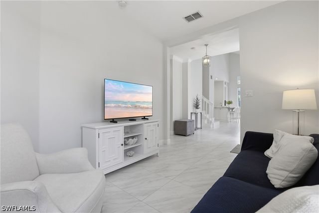 14811 Sterling Oaks DR, Naples, FL 34110