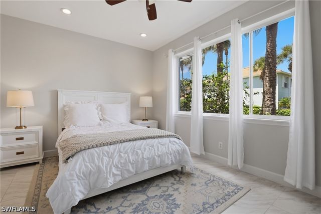 14811 Sterling Oaks DR, Naples, FL 34110