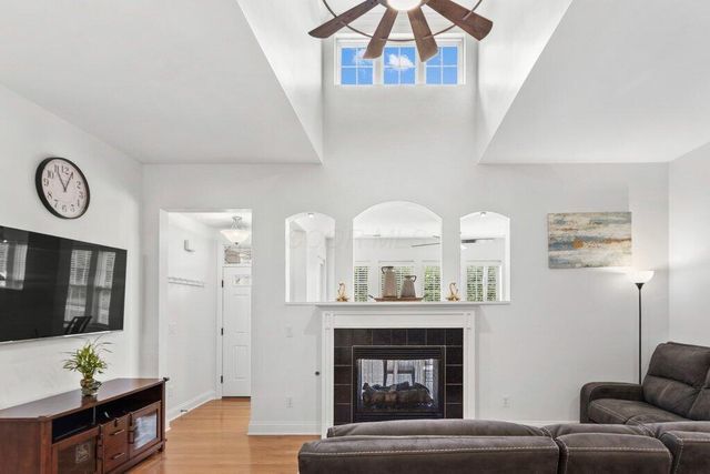 2674 Scioto Station Drive, Columbus, OH 43204