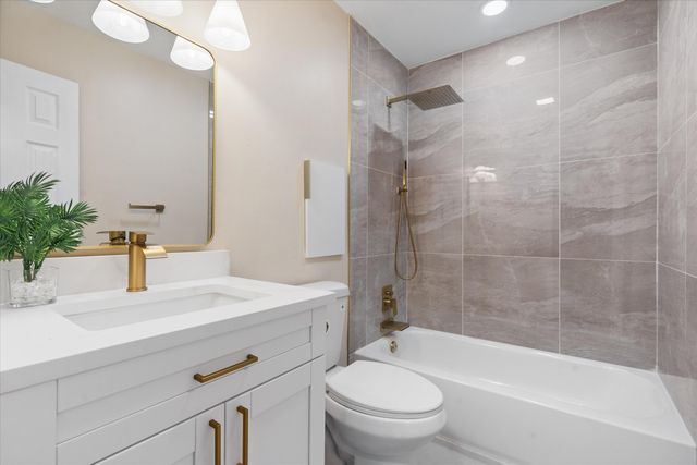 301 VISION Court, Palm Beach Gardens, FL 33418
