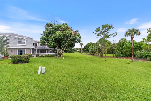 301 VISION Court, Palm Beach Gardens, FL 33418