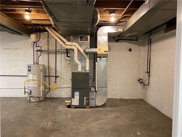 320 Charles Ave., New Kensington, PA 15068