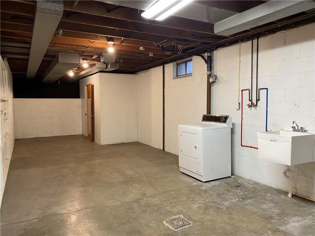 320 Charles Ave., New Kensington, PA 15068