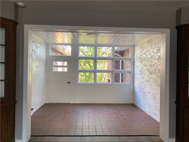 320 Charles Ave., New Kensington, PA 15068