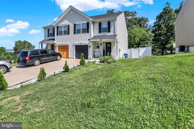 7 ROSALIES WAY, Temple, PA 19560