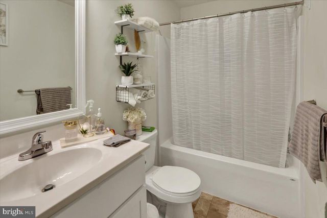 7 ROSALIES WAY, Temple, PA 19560