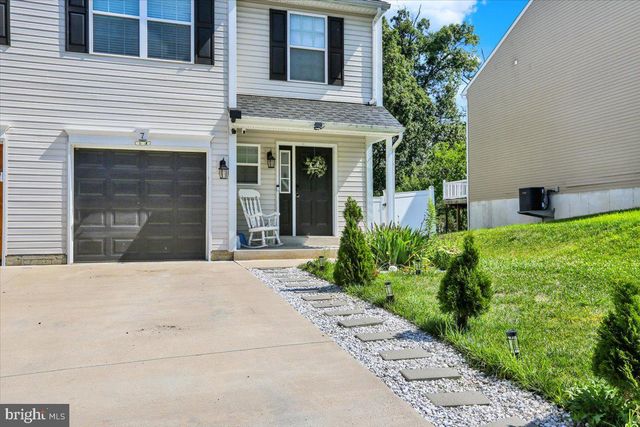 7 ROSALIES WAY, Temple, PA 19560