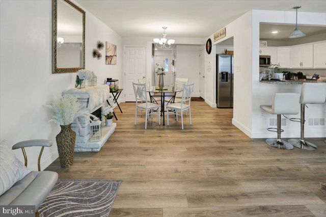 7 ROSALIES WAY, Temple, PA 19560