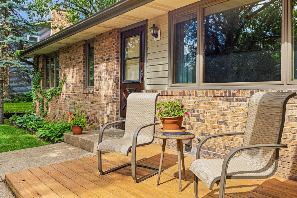 12611 Larch Street NW, Coon Rapids, MN 55448 — photo 2