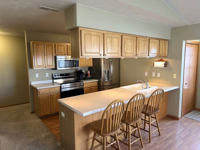 6546 OAKCREST Lane 6A, Loves Park, IL 61111