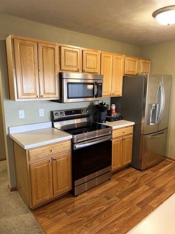 6546 OAKCREST Lane 6A, Loves Park, IL 61111