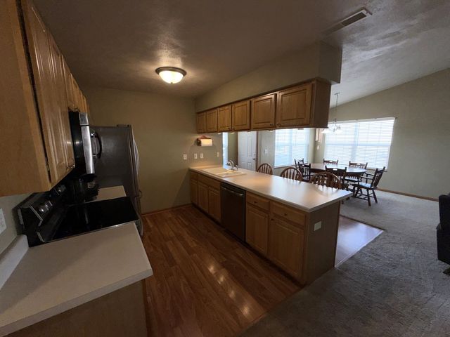 6546 OAKCREST Lane 6A, Loves Park, IL 61111