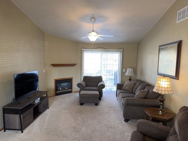 6546 OAKCREST Lane 6A, Loves Park, IL 61111