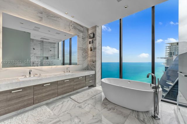 17141 Collins Ave 4201, Sunny Isles Beach, FL 33160