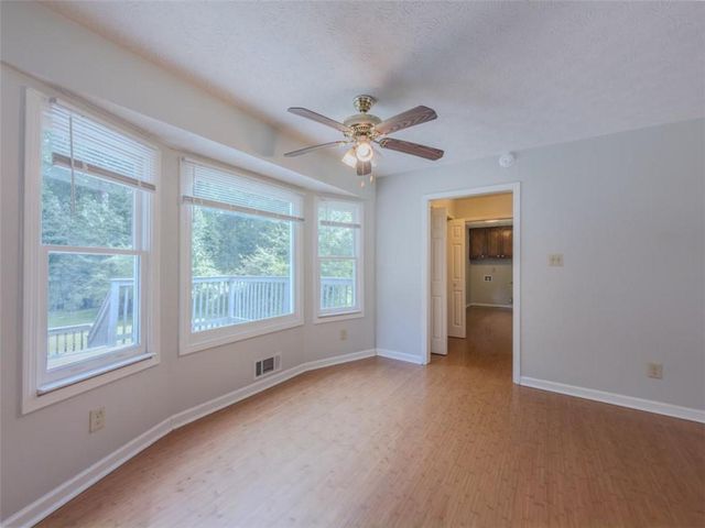 2050 Abington Lane, Snellville, GA 30078