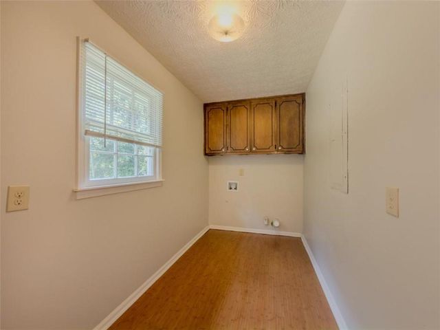 2050 Abington Lane, Snellville, GA 30078
