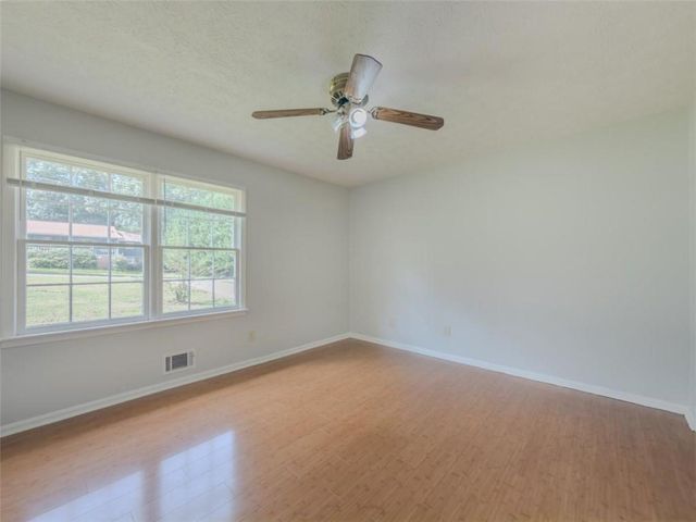 2050 Abington Lane, Snellville, GA 30078