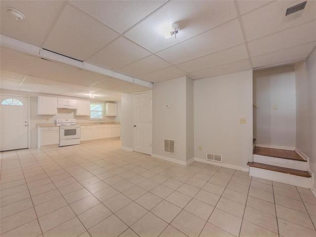 2050 Abington Lane, Snellville, GA 30078