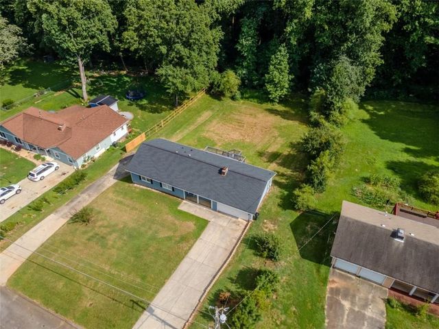 2050 Abington Lane, Snellville, GA 30078