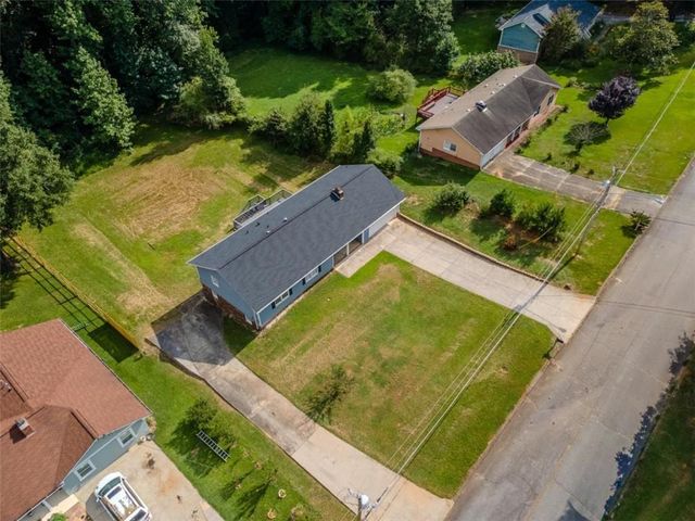 2050 Abington Lane, Snellville, GA 30078