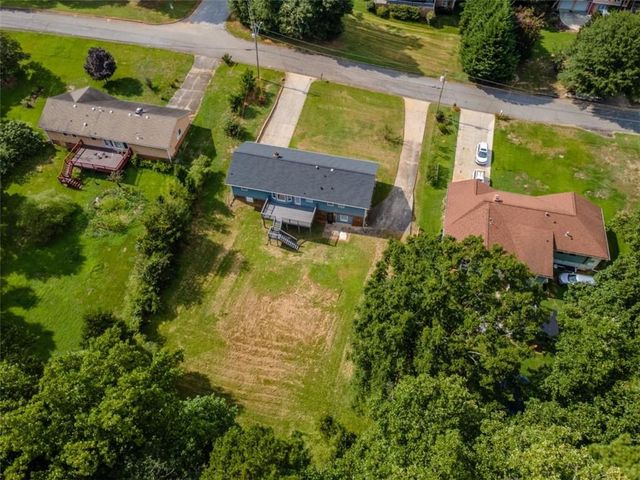 2050 Abington Lane, Snellville, GA 30078