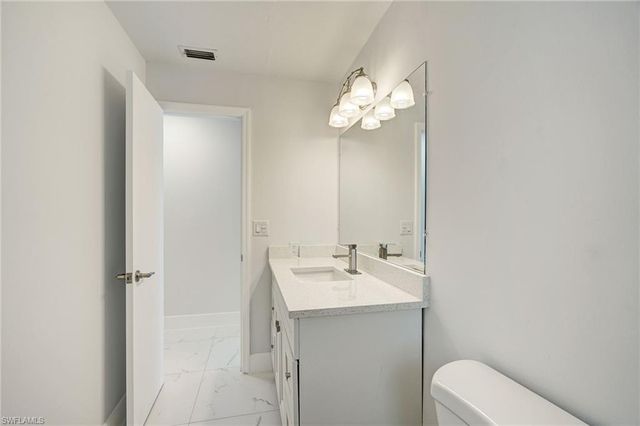 2214 SE 13th ST, Cape Coral, FL 33990