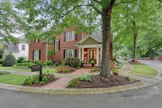 1451 Hedgewood Lane NW, Kennesaw, GA 30152