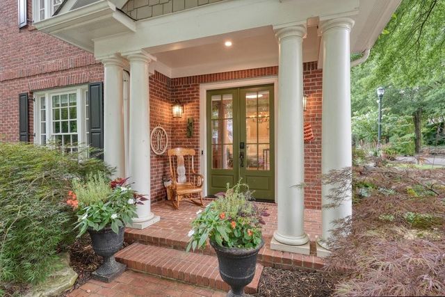 1451 Hedgewood Lane NW, Kennesaw, GA 30152