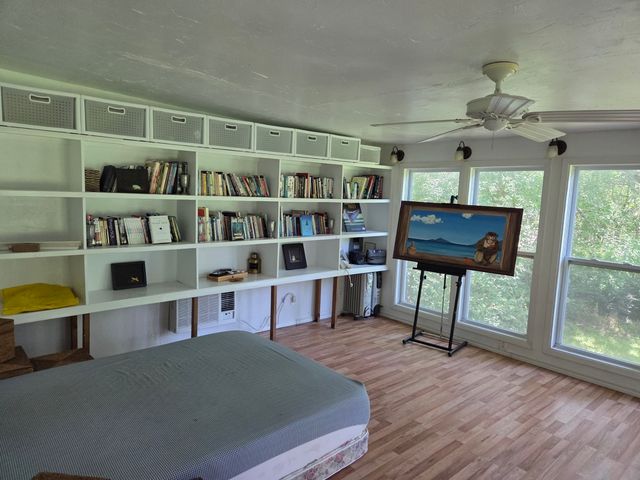 150 Dover Drive, Gordonville, TX 76245