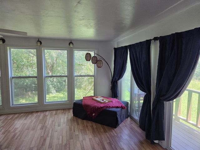 150 Dover Drive, Gordonville, TX 76245