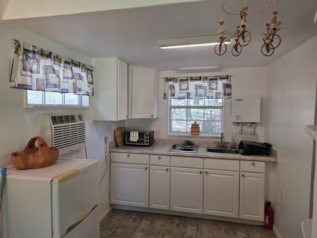 150 Dover Drive, Gordonville, TX 76245