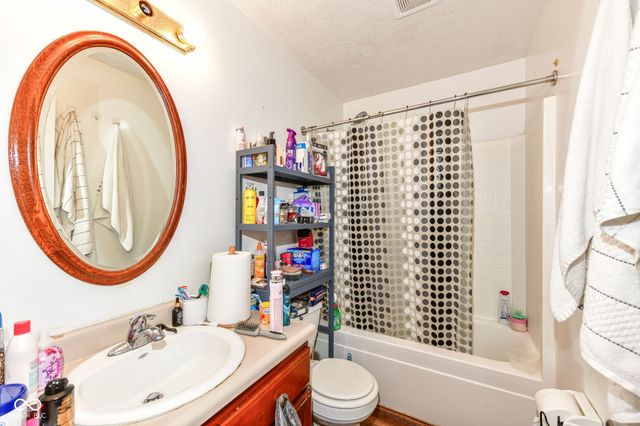 2217 Golden Eye Circle, Indianapolis, IN 46234