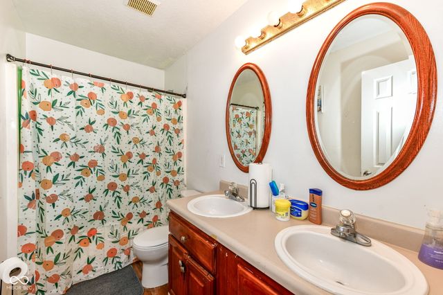 2217 Golden Eye Circle, Indianapolis, IN 46234