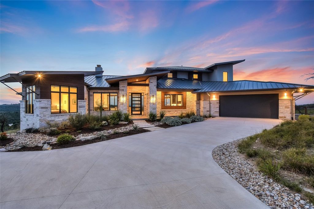 416 Julieanne CV, Dripping Springs, TX 78620